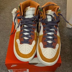 Nike dunks Orange and Purple high top women size 8 1/2